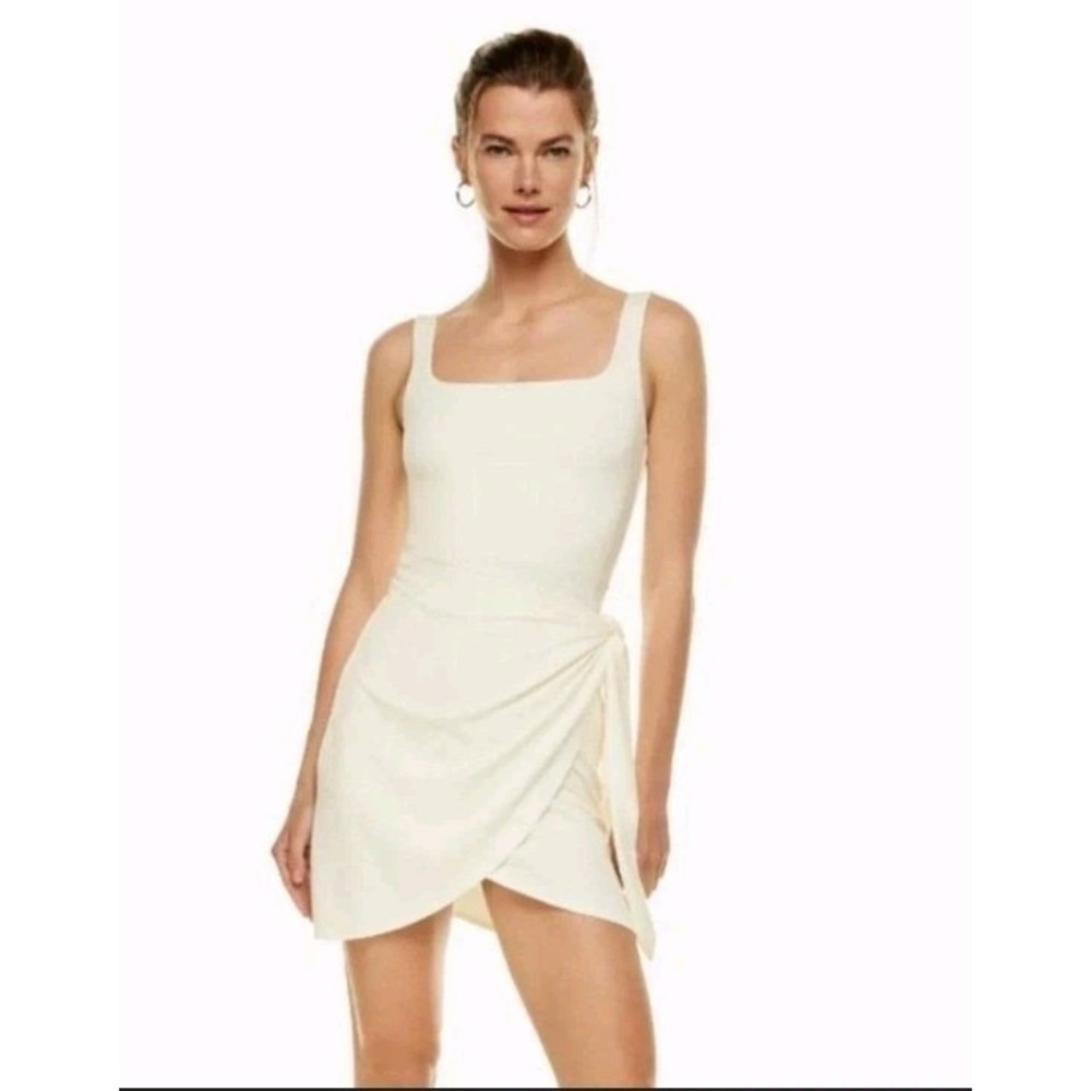 Wilfred Aritzia Saturn Cream Square Neck Wrap Mini Dress M Side Tie Tulip Skirt